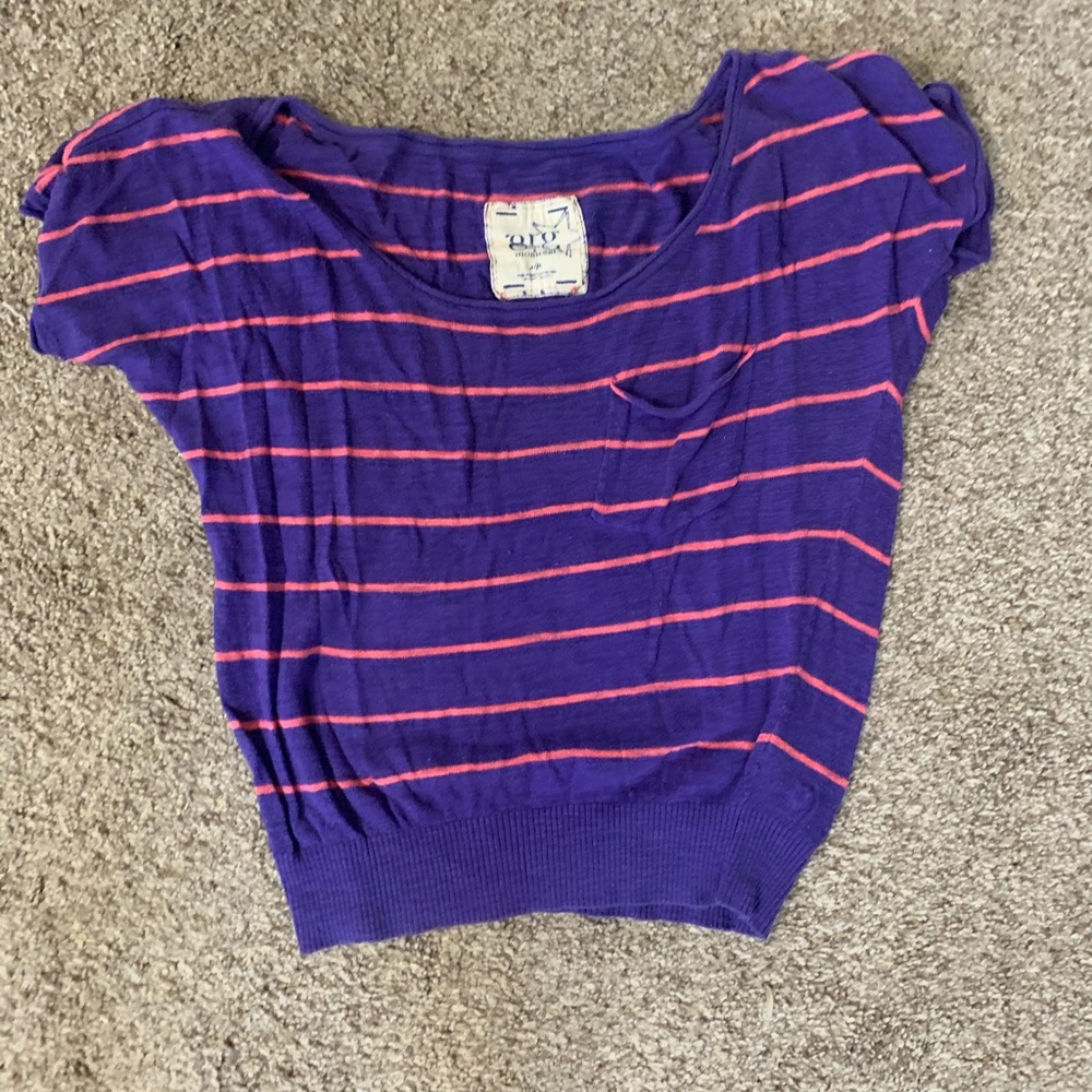 Off shoulder short sleeve sweater
